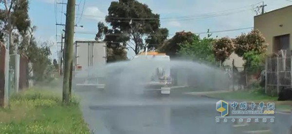 灑水車(chē)