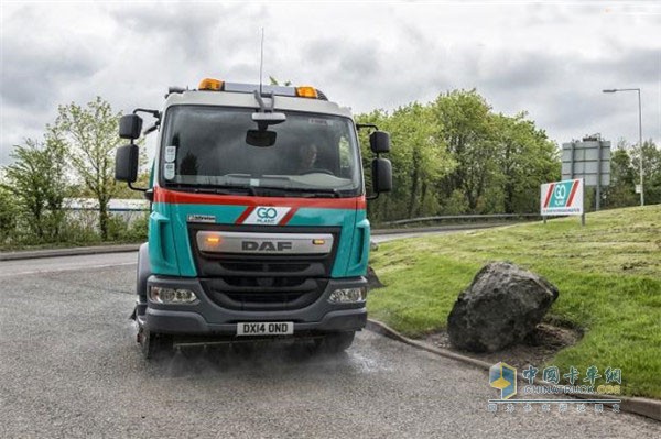 GoPlant聯(lián)手艾里遜變速箱推出新款道路清掃車